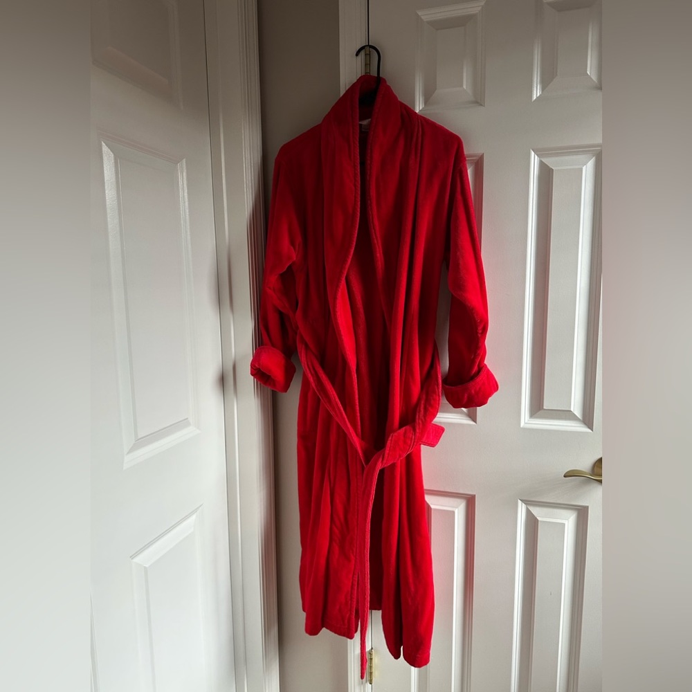 VICTORIA’S SECRET Robe
